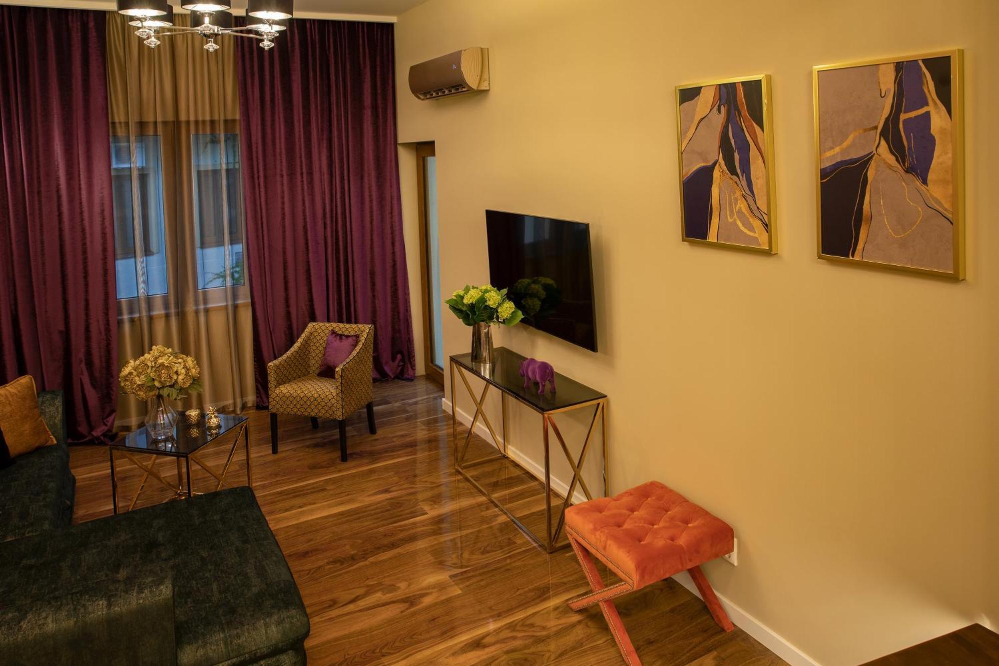 Hotel Capital With Private Wellness Nitra Exterior foto